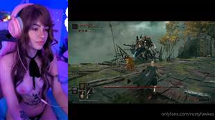 RustyFawkes Strip Gaming Onlyfans
