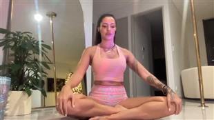 CocoBaeOnMFC Yoga Show mfc