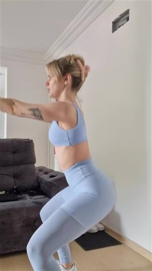 VivianeCosta Workout Video Patreon