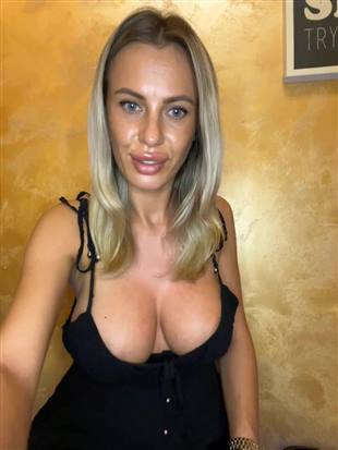 JessyRey Flash Boobs Stripchat