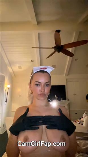 LindseyPelas Live Boobs Show Onlyfans