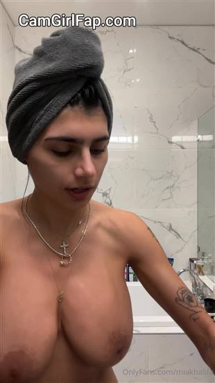 miakhalifa Video Live Shower Onlyfans