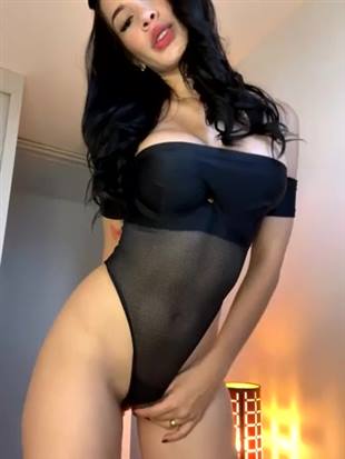 im_valentina Babe Tease Show Boobs Stripchat