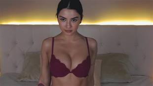 isadora-andrews Flirt4free Boobs Flash Video