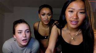 daisyyy02 Slutty Friends Video Chaturbate