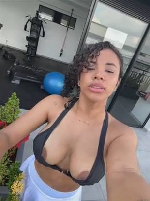 brunettexio Workout Video Stripchat