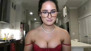 zoerainee Chaturbate New Camgirl Video