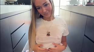 luvlivvyy Wet Shirt Show Chaturbate