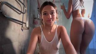 avaowenss Wet Shirt Shower with Friends Chaturbate